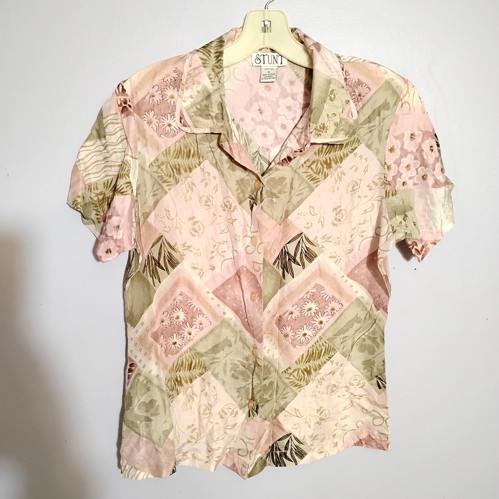 100% SILK Stunt Short Sleeve Pink Button Up Top